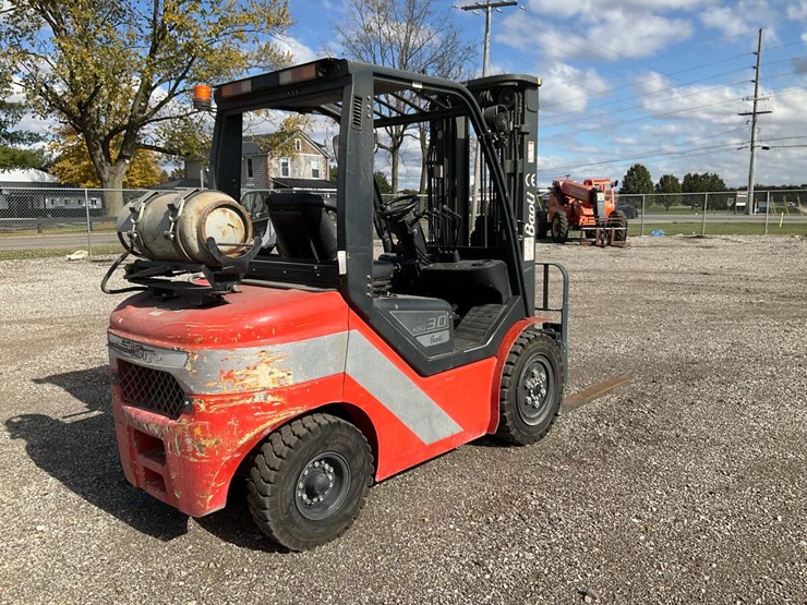 #1350-•-2021-baoli-kbg30-forklift-image-5