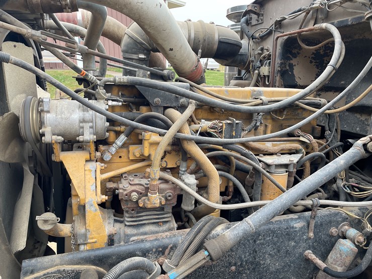 peterbilt-357-image-43