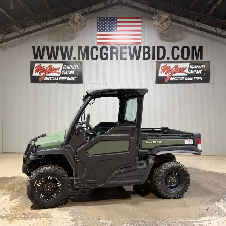 2021 JOHN DEERE GATOR