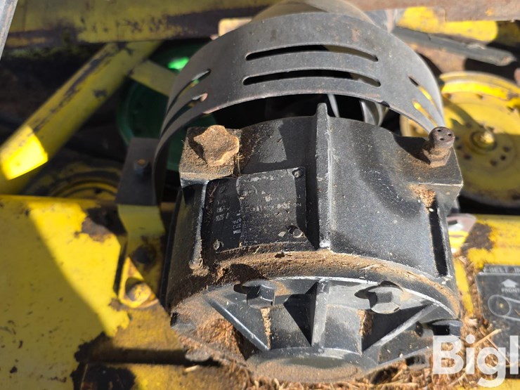 john-deere-272-image-13