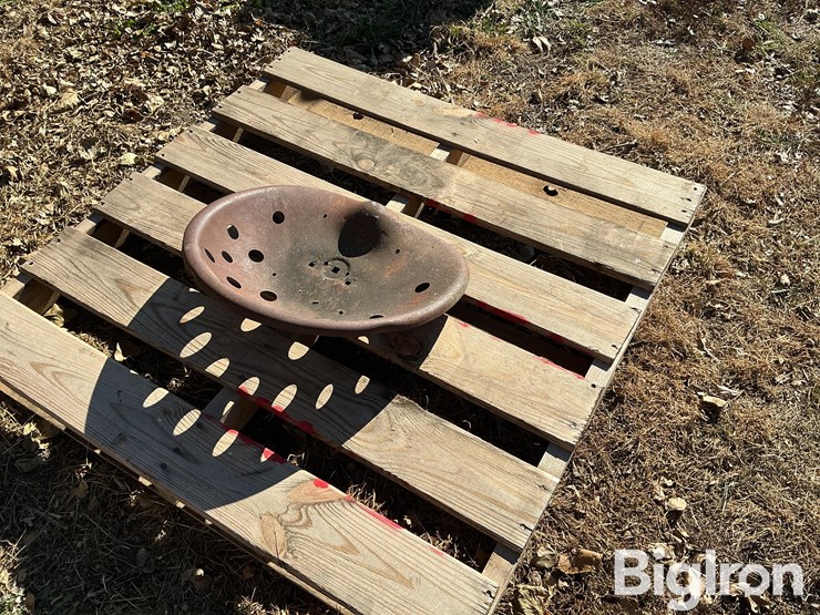 antique-tractor-seat-image-5