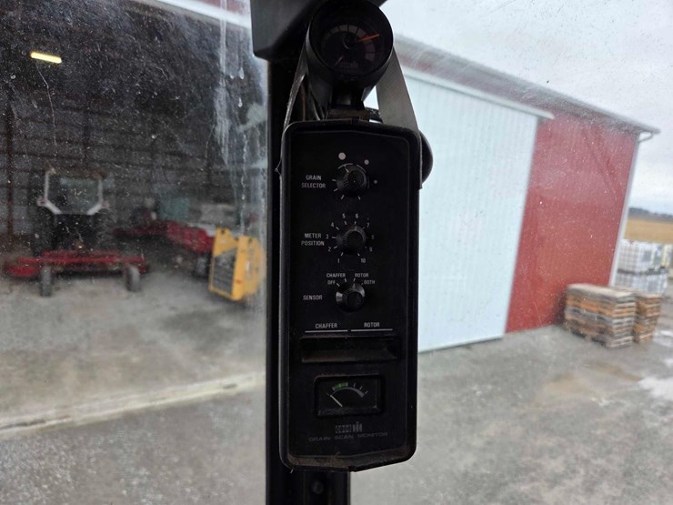 case-ih-1680-image-34