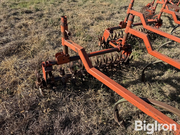 john-deere-25-image-18