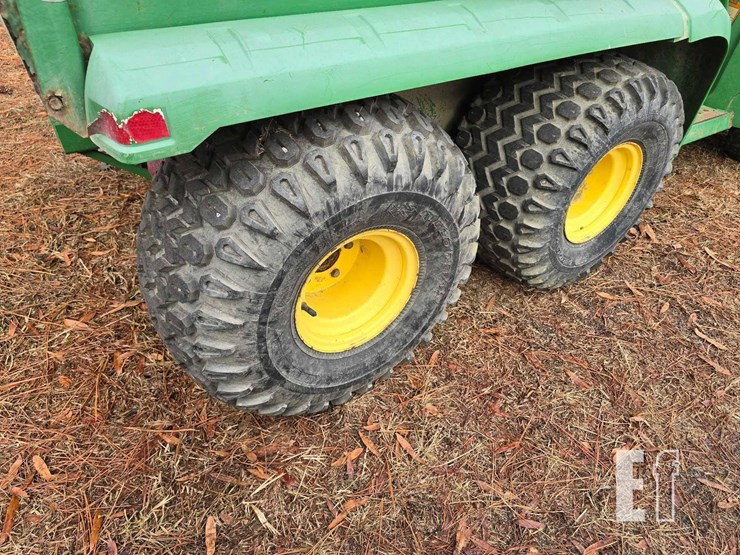 john-deere-gator-image-12