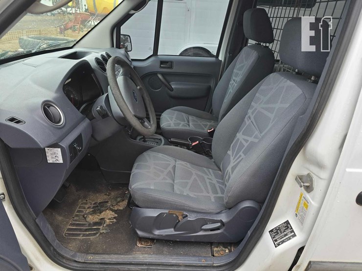 2013-ford-transit-connect-image-13