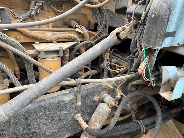 peterbilt-357-image-46