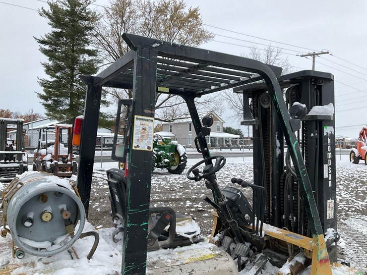 mitsubishi-fg30-image-34