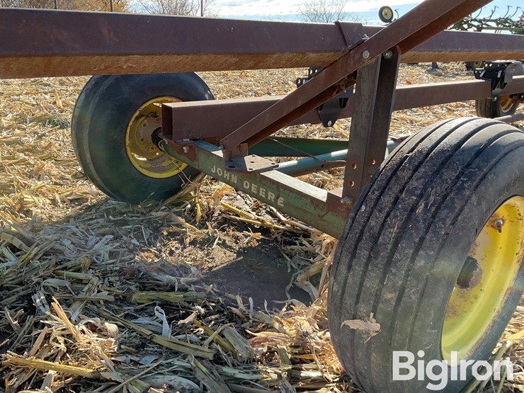 john-deere-853-image-15