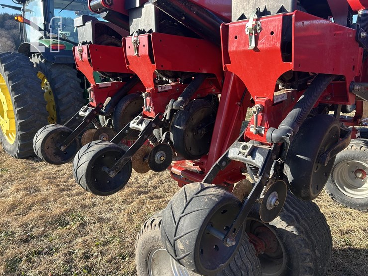 2013-case-ih-1265-image-27