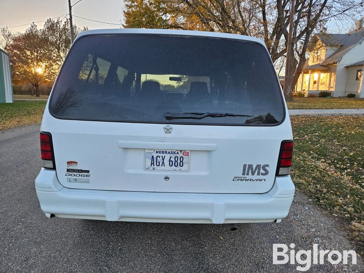 1994-dodge-grand-caravan-image-6