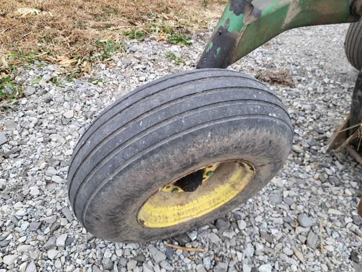 john-deere-2600-image-23