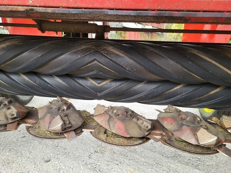 2014-new-holland-h7230-image-38