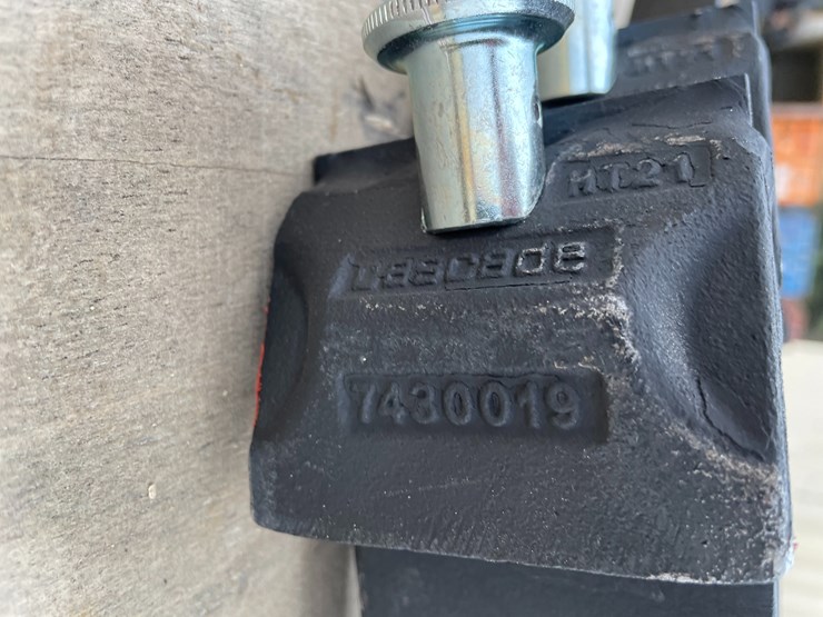 #2566-•-new-kc-36"-mini-fork-frame-with-forks-image-8