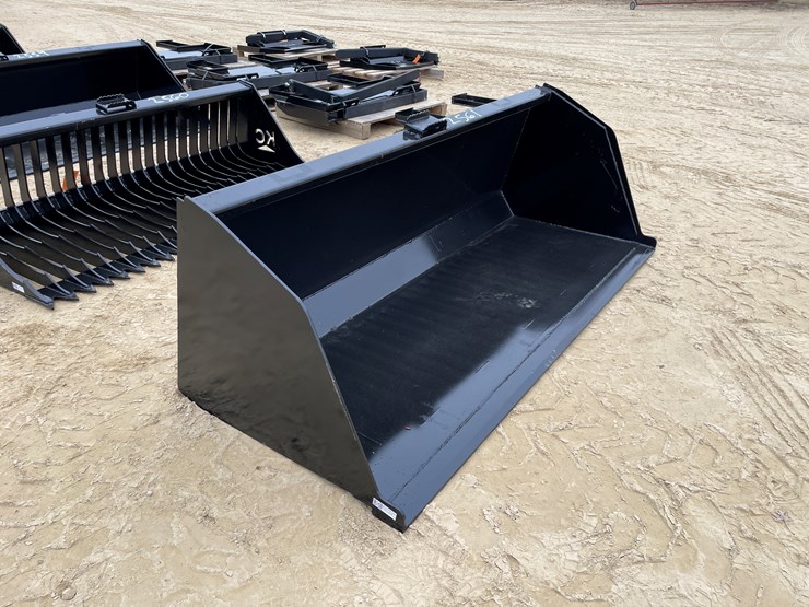 #2561-•-new-kc-84"-snow/litter-skid-steer-bucket-image-3