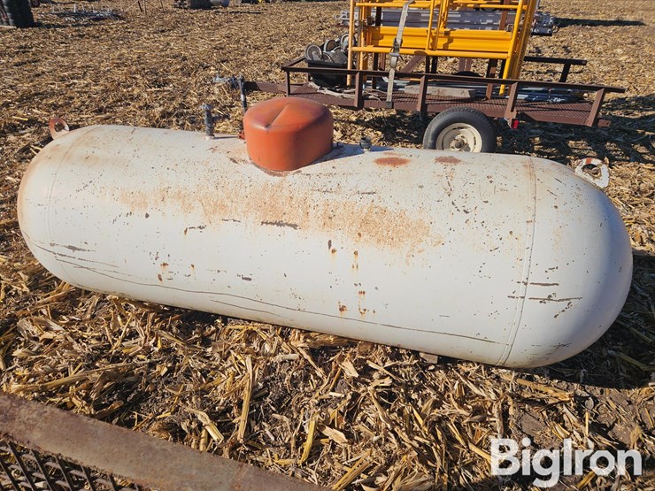 1966-trinity-tank-image-8