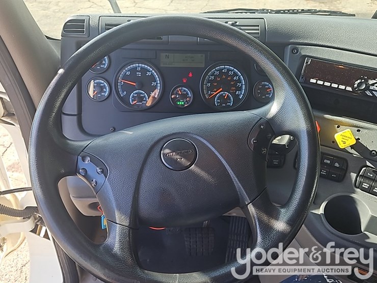 2018-freightliner-cascadia-image-45