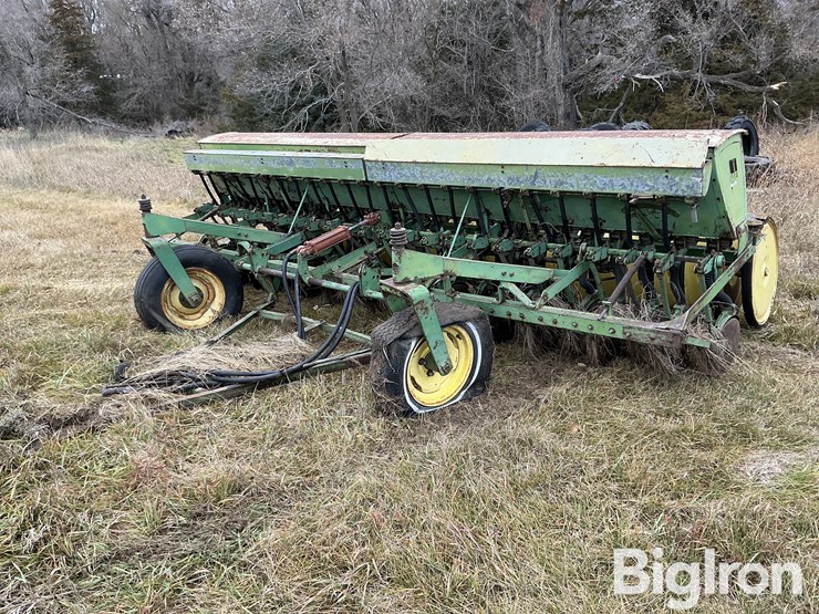 john-deere-lla-image-1
