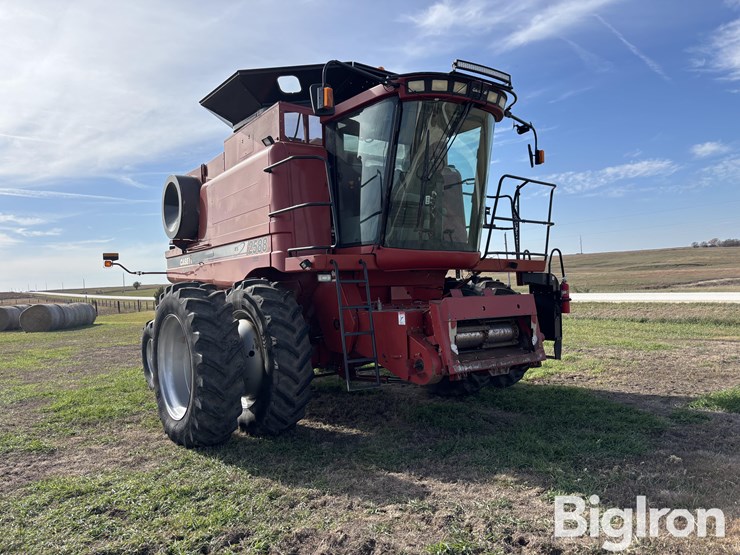 case-ih-2588-image-3