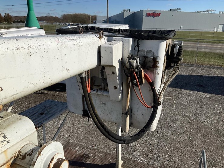 2001-international-4900-image-80