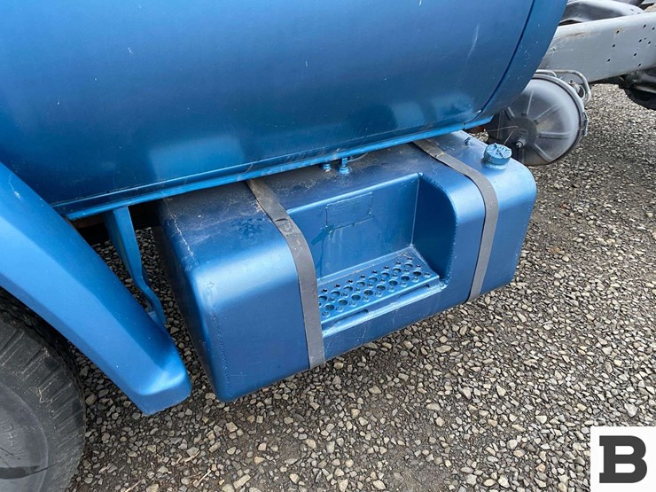 chevrolet-cheyenne-truck---caution-image-12