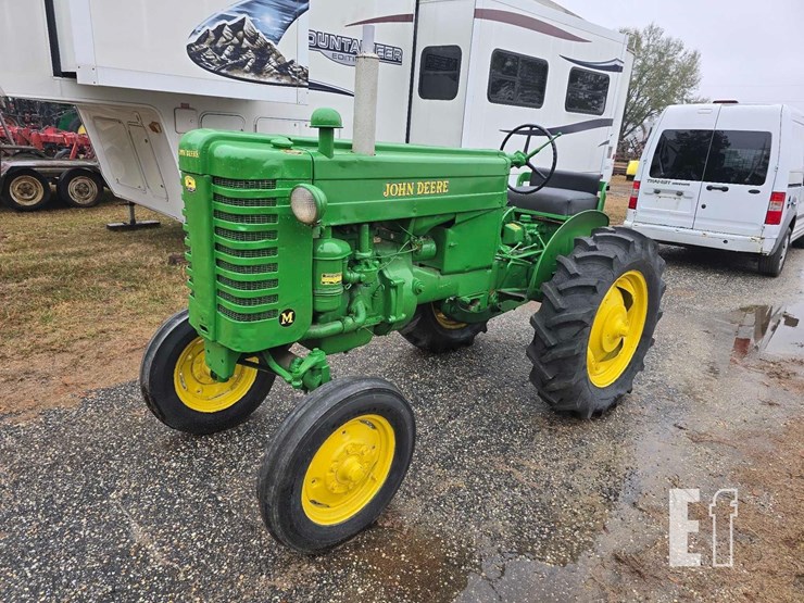 john-deere-m-image-1