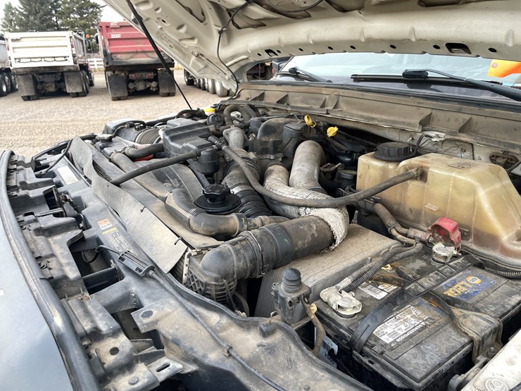 2014-ford-f550-image-9