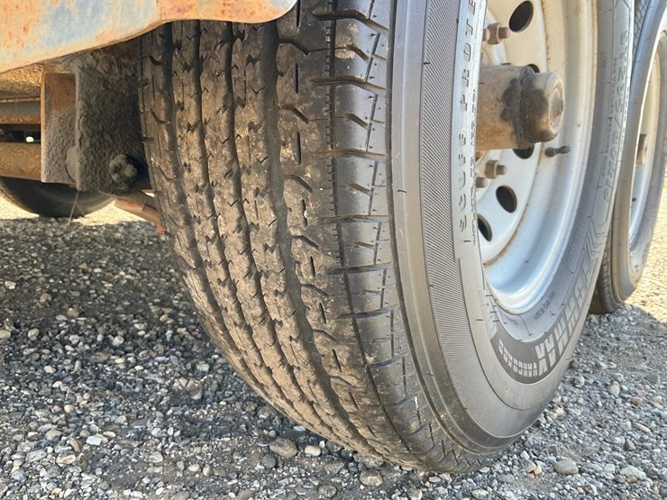 #2200-•-2015-ex-hauler-718t-tilt-trailer-image-24