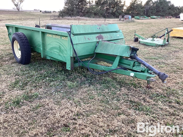 john-deere-450-image-3