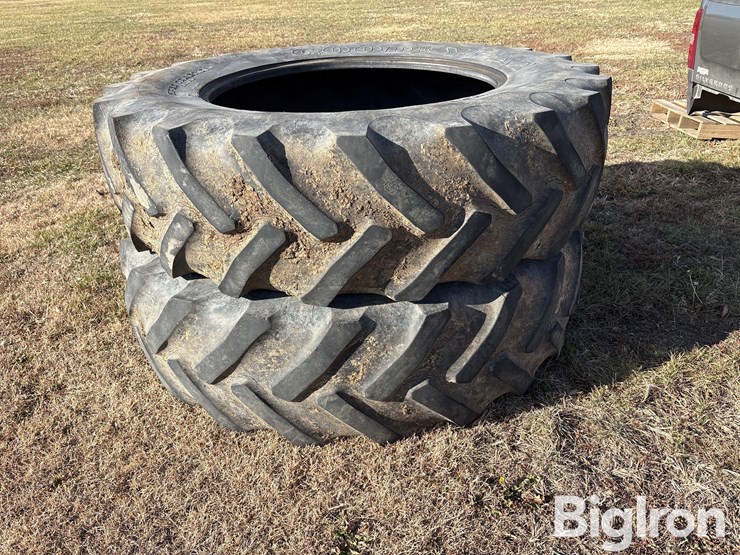 18.4-38-tractor-tires-image-8
