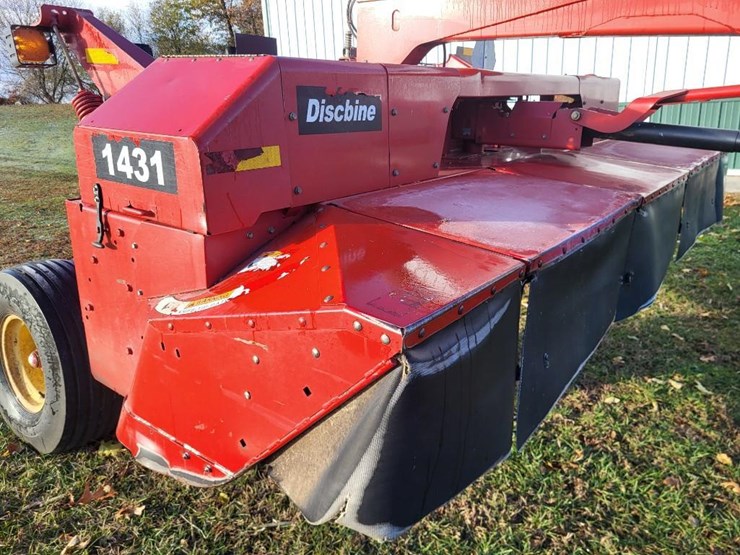 new-holland-1431-image-43