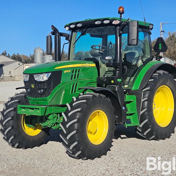 JOHN DEERE 6130R