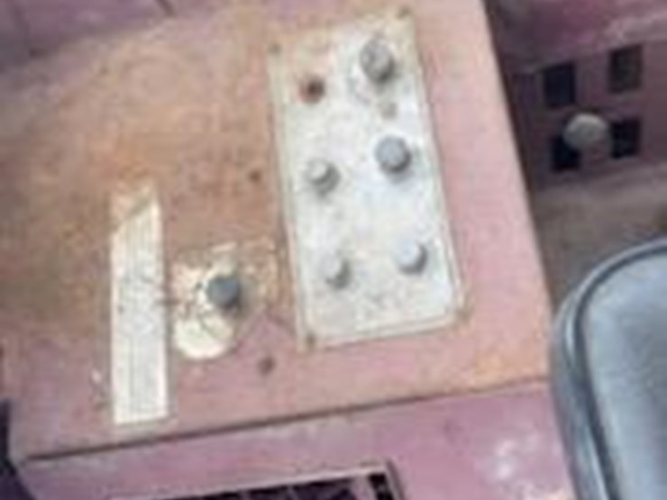 white-4-150-image-13