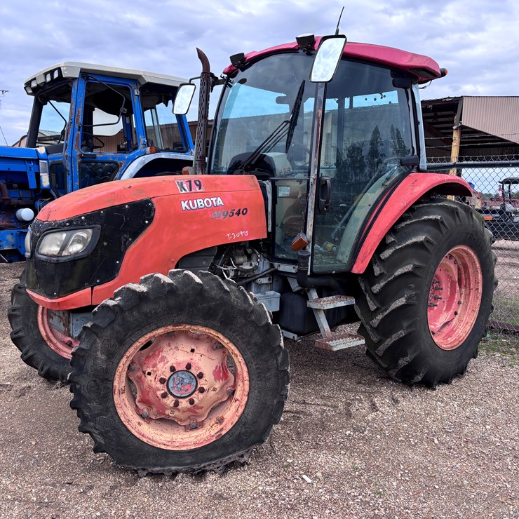 KUBOTA M9540