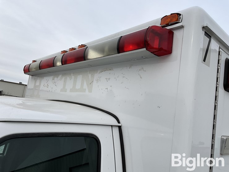 2001-ford-e350-image-15