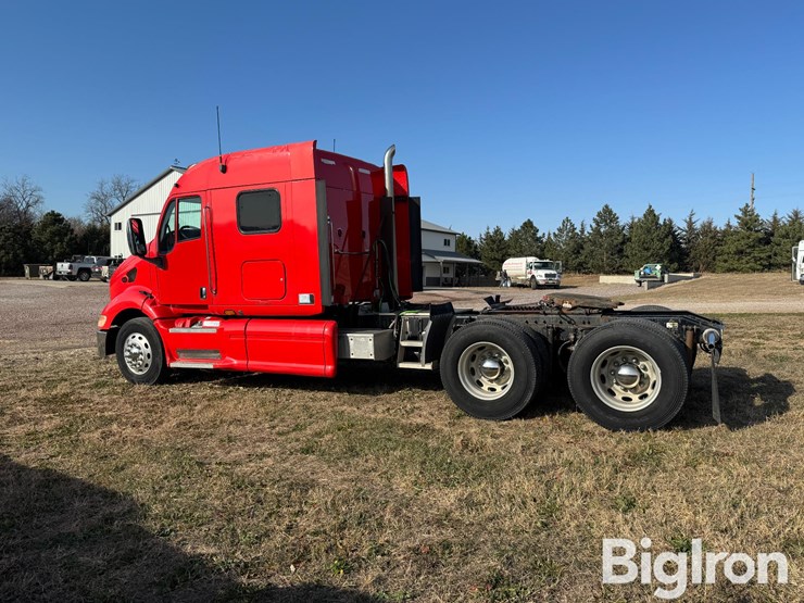 2006-peterbilt-387-image-8