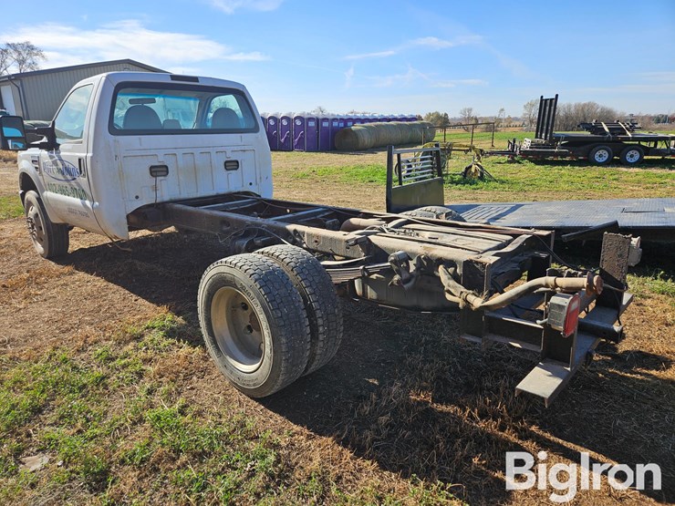 ford-f350-xl-image-7