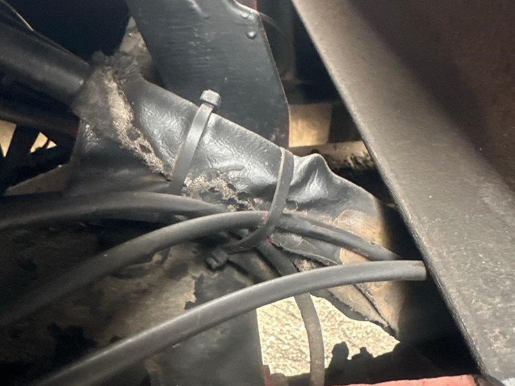 1999-kenworth-t800-image-16