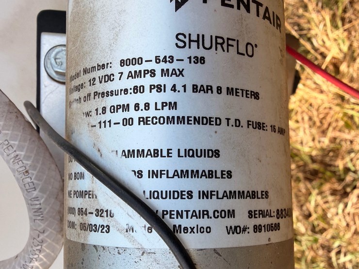 2021-john-deere-w235-image-19