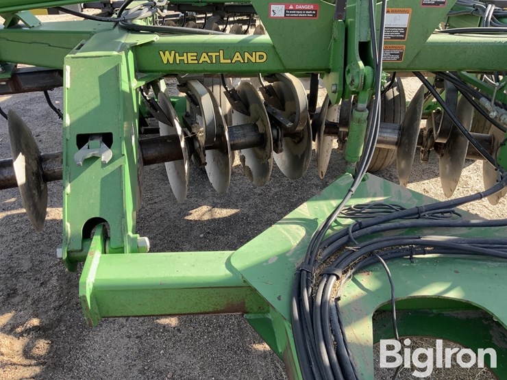 2007-john-deere-637-image-10