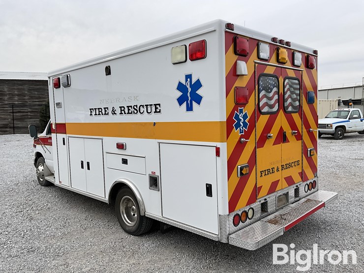 2001-ford-e350-image-7