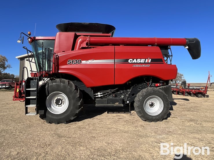 case-ih-5130-image-8