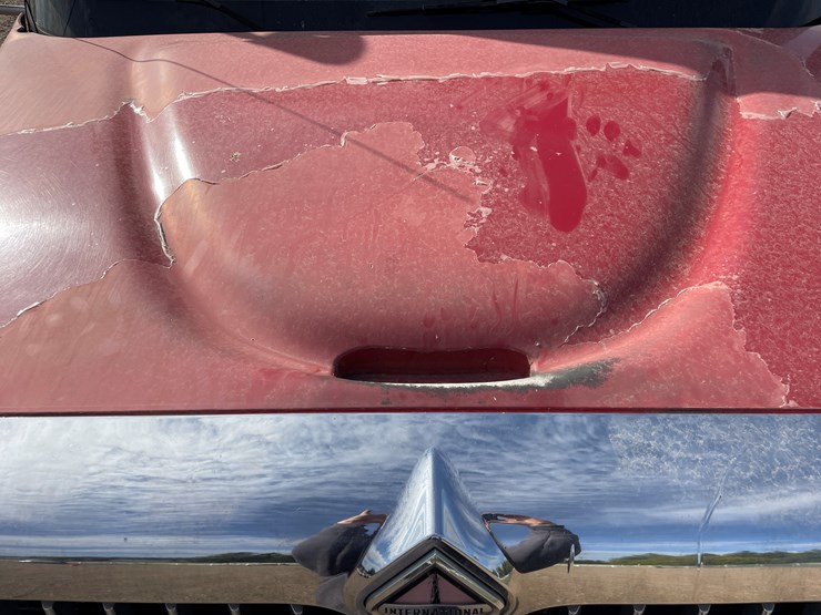 international-7400-image-22