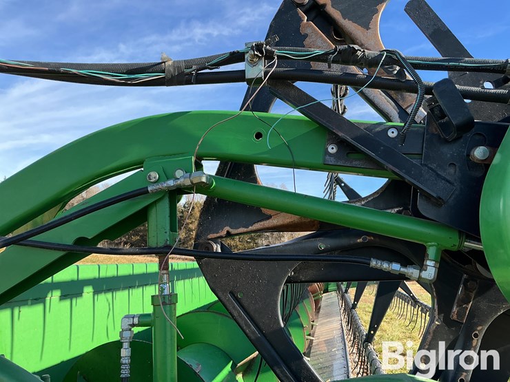 john-deere-630f-image-18