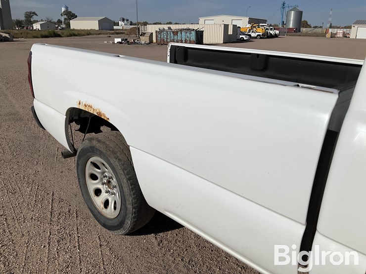 2006-chevrolet-1500-image-14