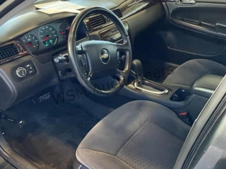 2014-chevrolet-impala-sdn-image-21