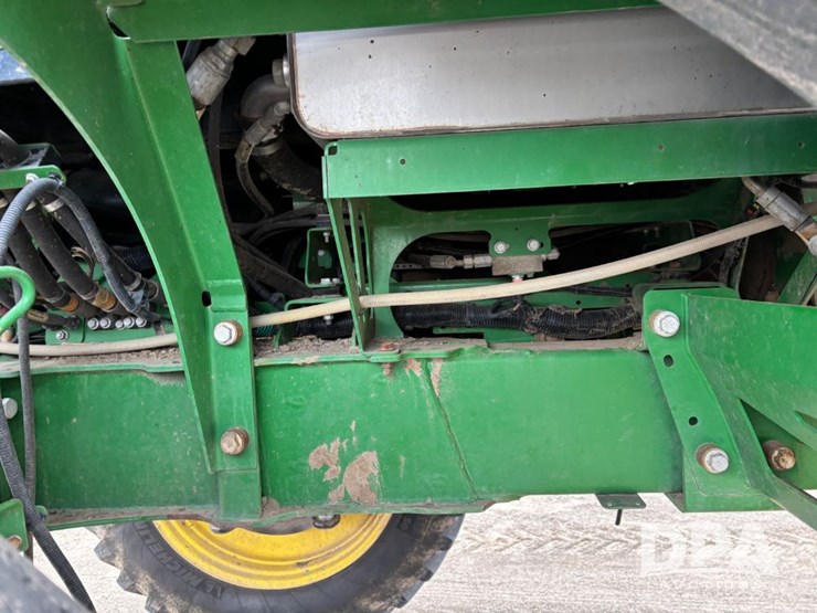 john-deere-r4045-image-46
