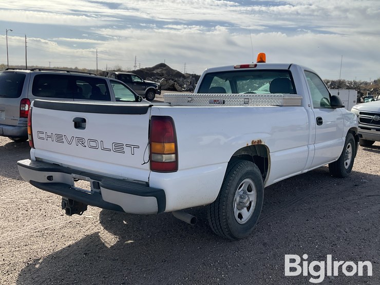 2002-chevrolet-1500-image-5