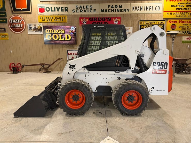 bobcat-s250-image-1