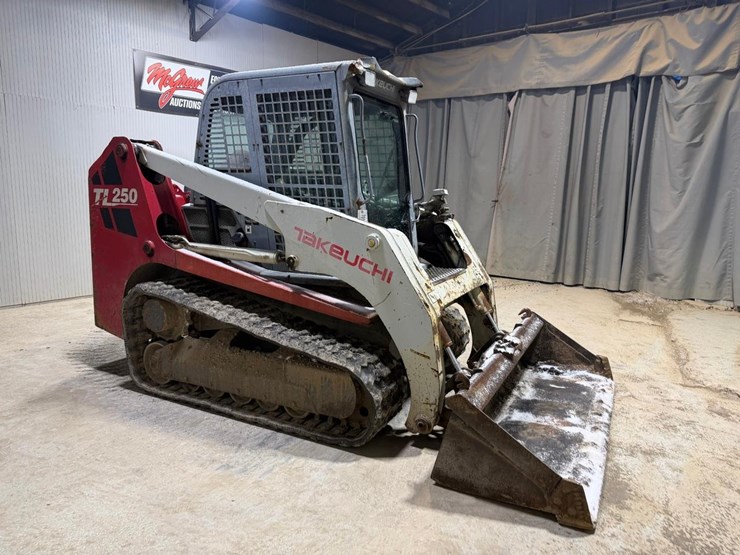 takeuchi-tl250-image-6