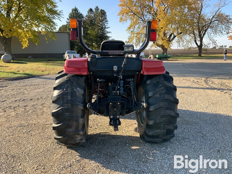 case-ih-farmall-40-image-6